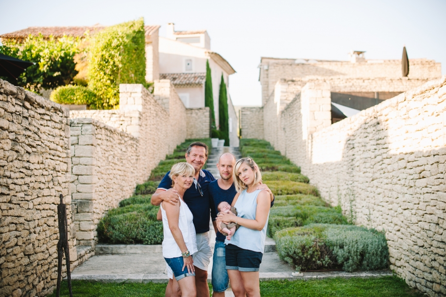 Séance famille & bébé sur Avignon - Nancy Touranche Collet